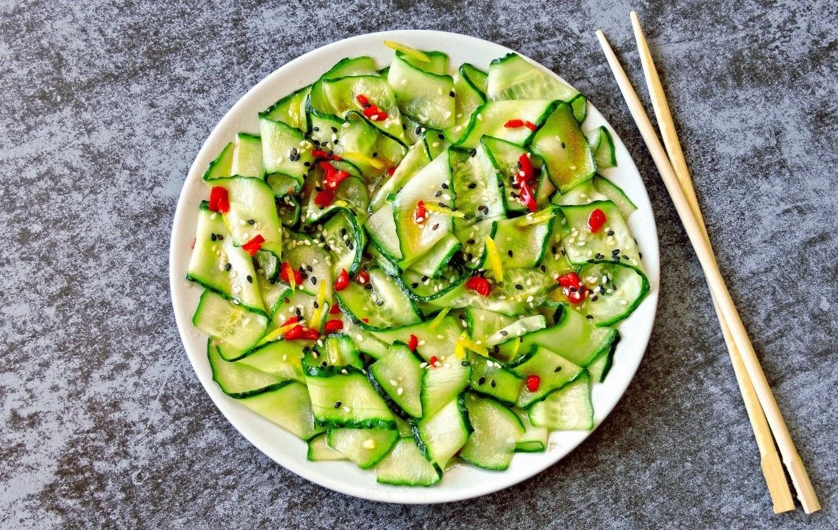 Salad dưa chuột giúp da tăng độ ẩm, khỏe hồng hào