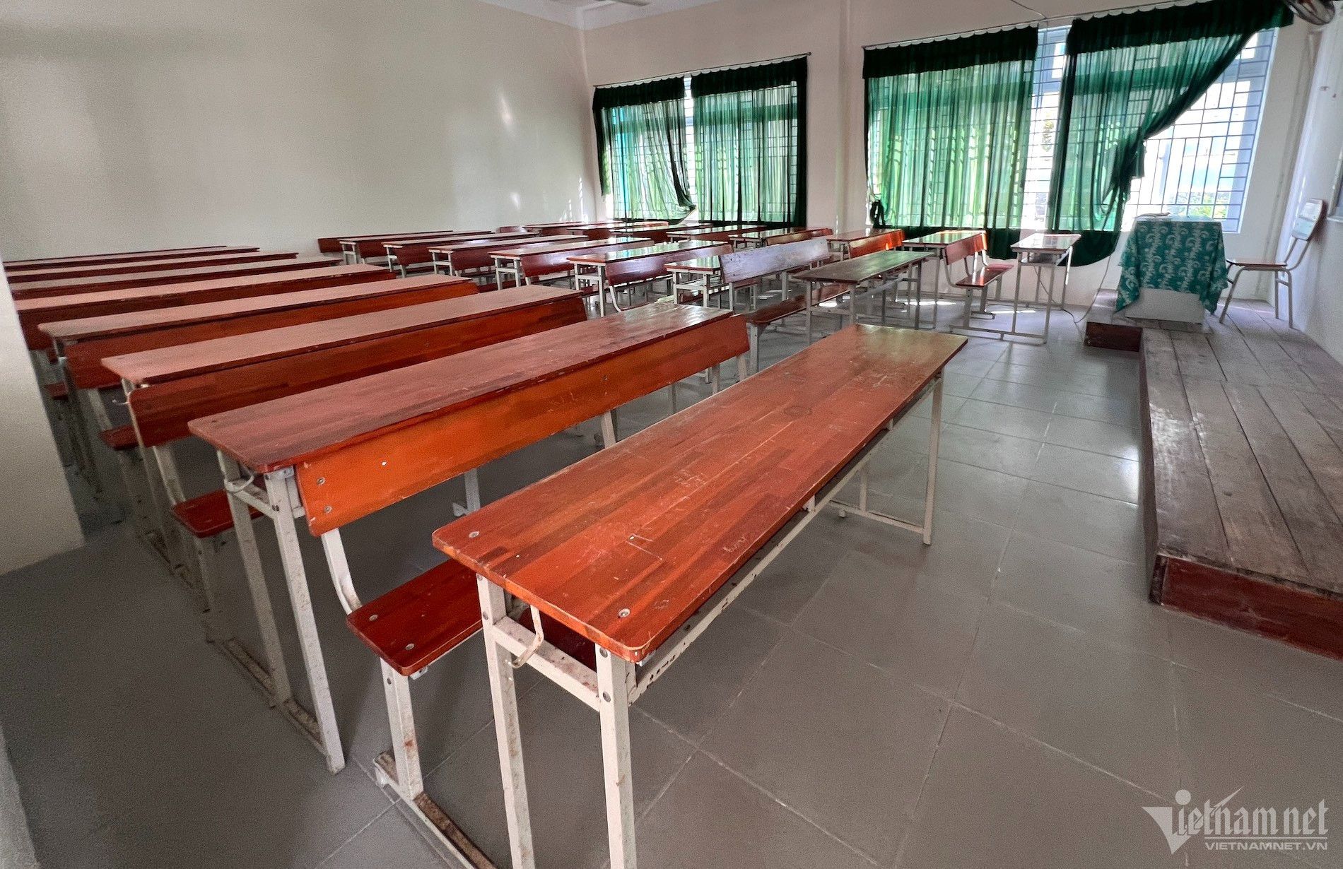 Giảng viên đồng loạt ngừng việc: Trường sai phạm gần 45 tỷ đồng